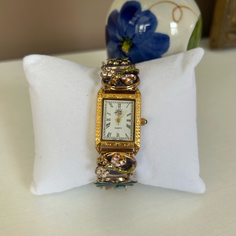 Dragonfly Kirks Folly Gold Watch with new battery